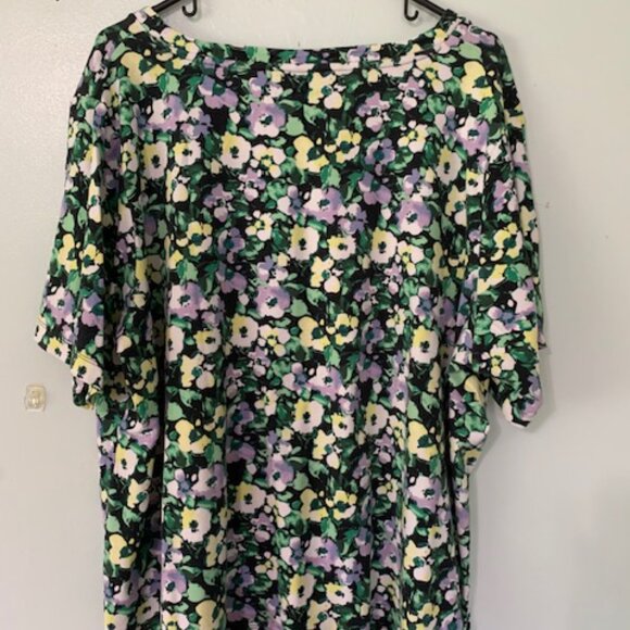 5 Tops-Bundle # 3 - Picture 8 of 11